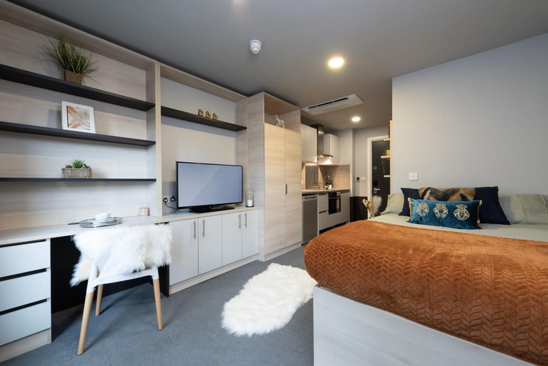 Premium Studio